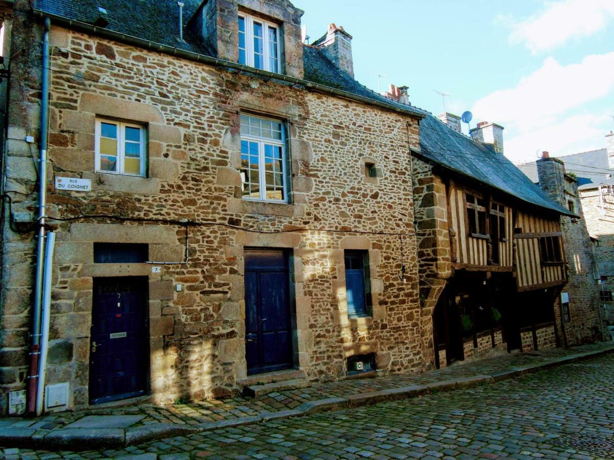 Gate House Lodge Dinan Buitenkant foto